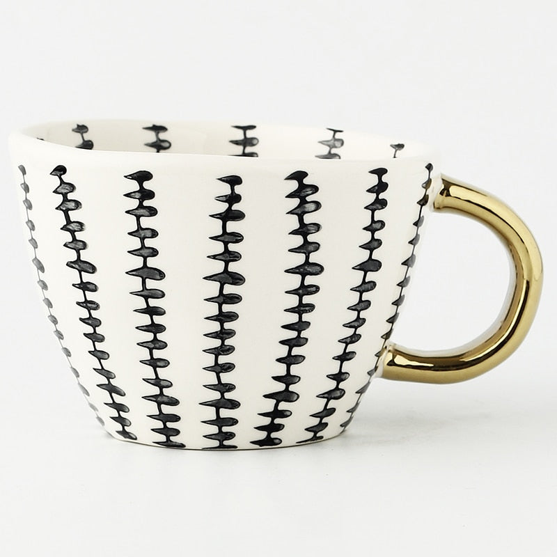 Homezie Becher | Geometrisches Design mit goldenem Henkel | Eleganter Kaffeegenuss