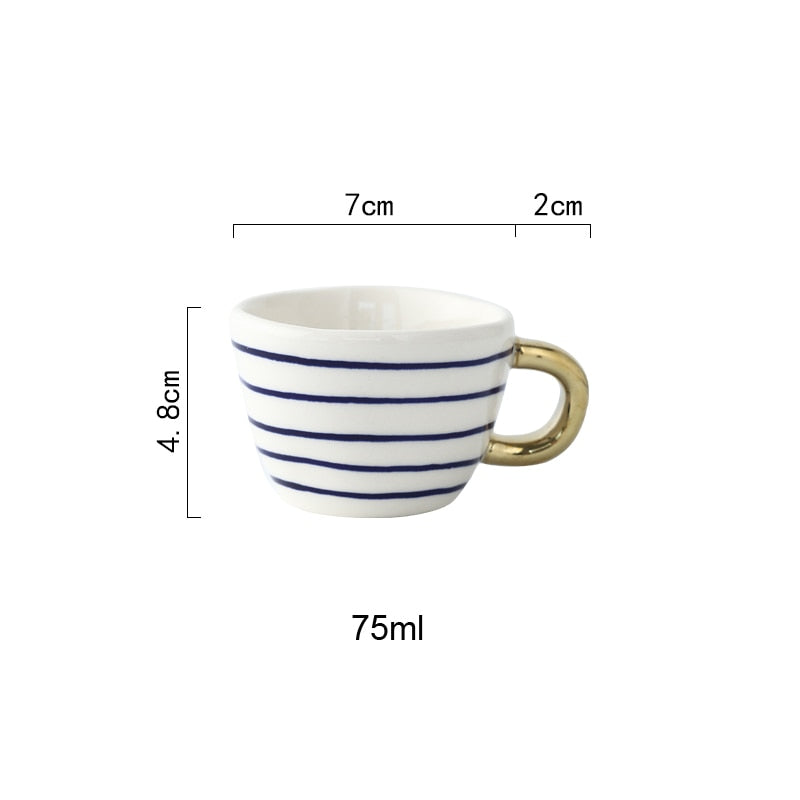 Homezie Becher | Geometrisches Design mit goldenem Henkel | Eleganter Kaffeegenuss