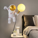 Homezie.de-Homezie Astronautenlampe | Hochwertiges Resin & PVC | Für Schlafzimmer und Schreibtische