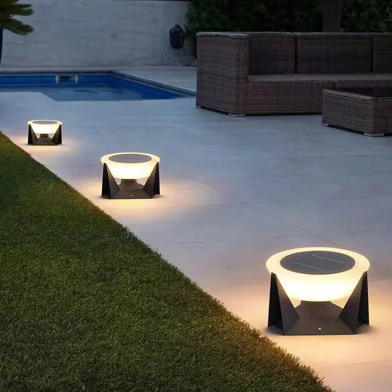 Homezie.de-Homezie Außenbeleuchtung | Solarbetrieben | Selbstladende Lampe für alle Wetterbedingungen