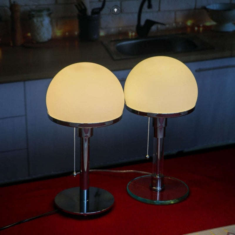 Homezie.de-Homezie LED Tischleuchte | Bauhaus Stil | Elegante Beleuchtung für Büro, Schlafzimmer und Wohnzimmer