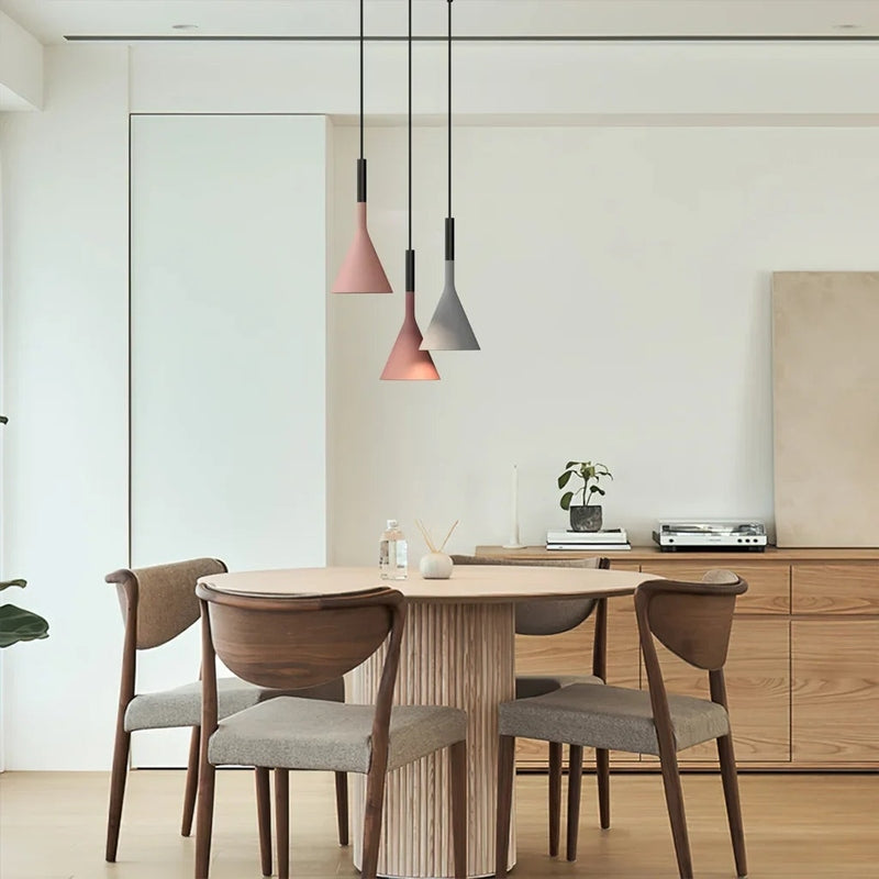 Homezie.de-Iris-Homezie Pendelleuchte | Betonmaterial | Modernes Design für Innenräume