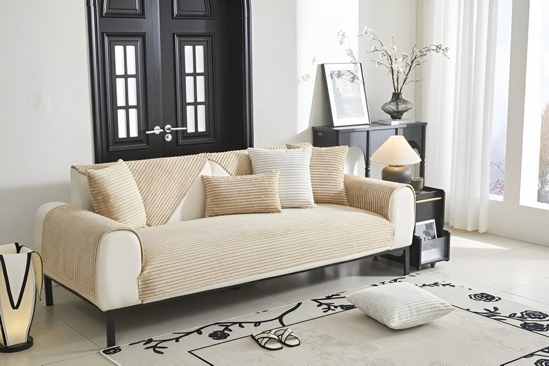 Homezie.de-Slipcovers-Homezie Sofabezug | Rutschfester Plüsch-Velours | Luxuriöser Schutz für Ihr Sofa