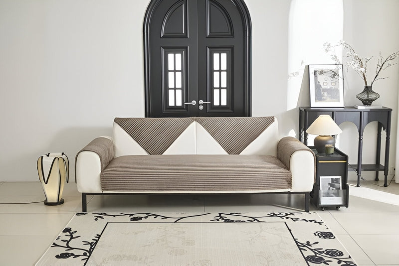 Homezie.de-Slipcovers-Homezie Sofabezug | Rutschfester Plüsch-Velours | Luxuriöser Schutz für Ihr Sofa
