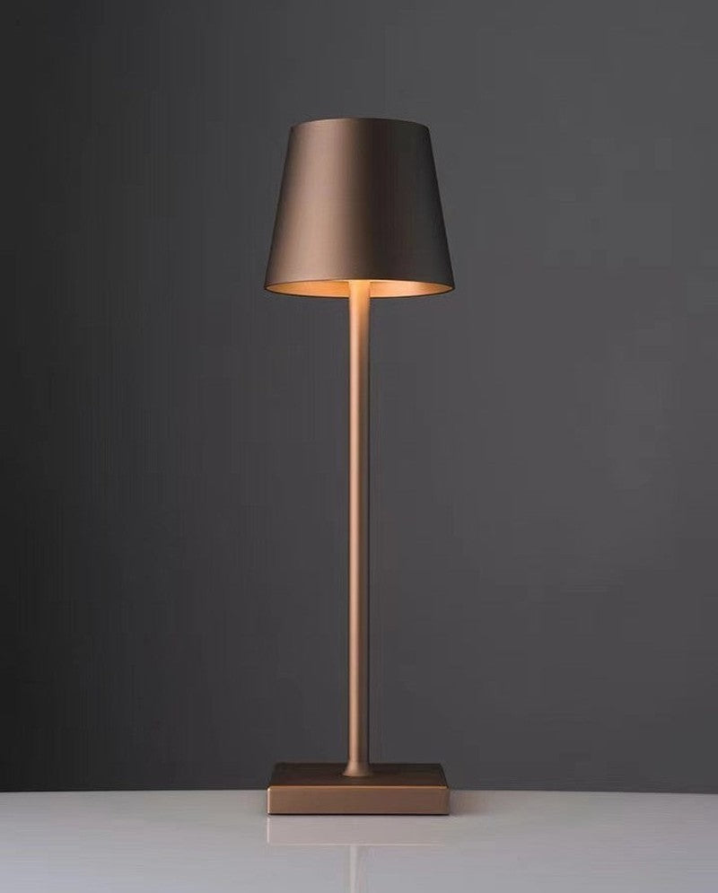 Homezie.de-moku park-Homezie Tragbare Tischlampe | LED-Beleuchtung | Ideal für Innen- und Außenbereich