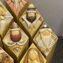 Homezie.de-wanduhru20240717-Homezie Weihnachtskrippe Figuren | Himmlische Handwerkskunst | Spirituelle Dekoration für das Weihnachtsfest