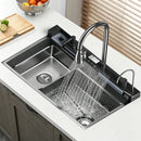 Homezie Küchenspüle | 304 Edelstahl, Digitalanzeige & 3 Wasserstrahlarten | Für moderne Küchen