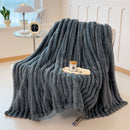 Homezie Kuscheldecke | Dickes Korallenfleece, Breite Streifen & Weiche Oberfläche | Multifunktionale Decke für Sofa, Bett und Haustiere