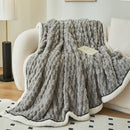 Homezie Kuscheldecke | Weiches Fleece mit strukturierter Oberfläche, 120–200 × 200–230 cm | Für Sofa, Bett und Reisen